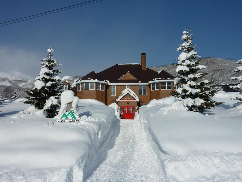 Ramat Niseko Villa Кучан Екстериор снимка